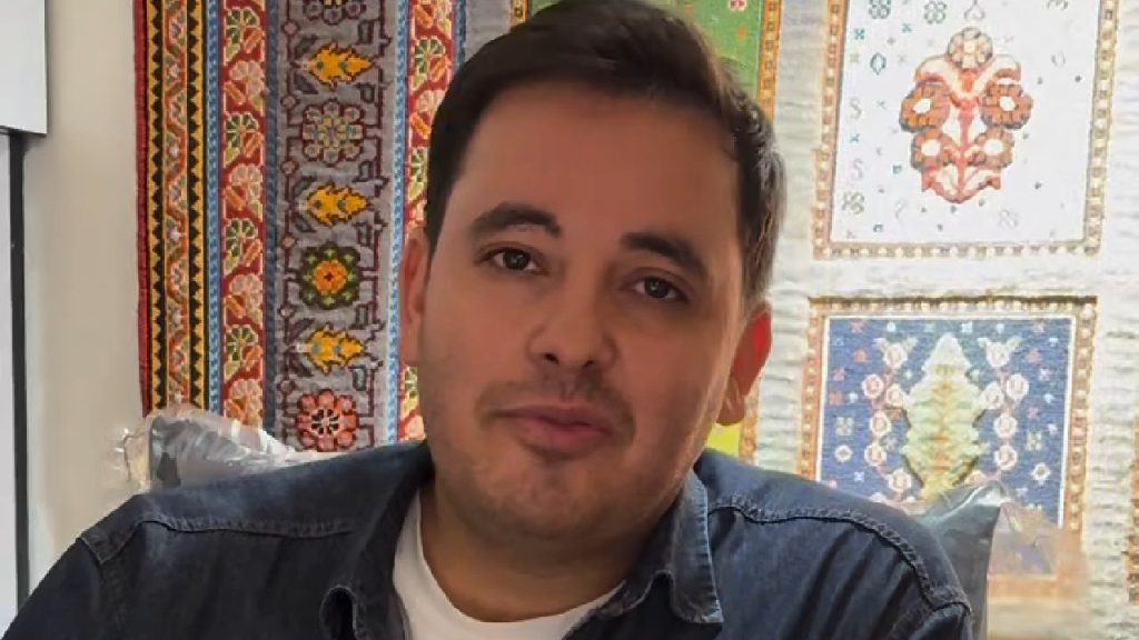 حمید محمودی؛ هم‌بنیان‌گذار و مدیرعامل فرش محمودی